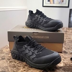 Women's Arvada Shift Work Sneaker (Carbon-Fiber Toe) size 9.5W